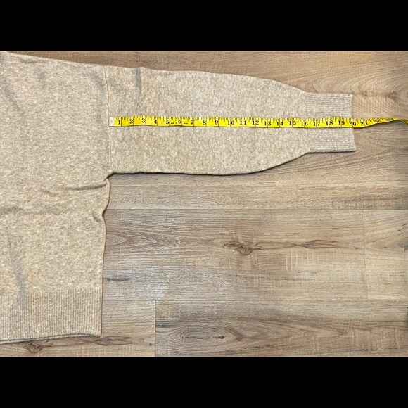 Woolen Bloom long sleeve sweater - Picture 7 of 7